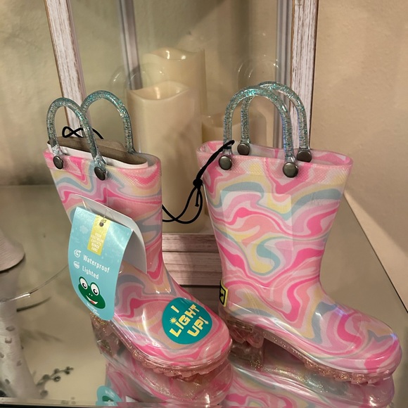 Toddler girls rain boots - Picture 1 of 5